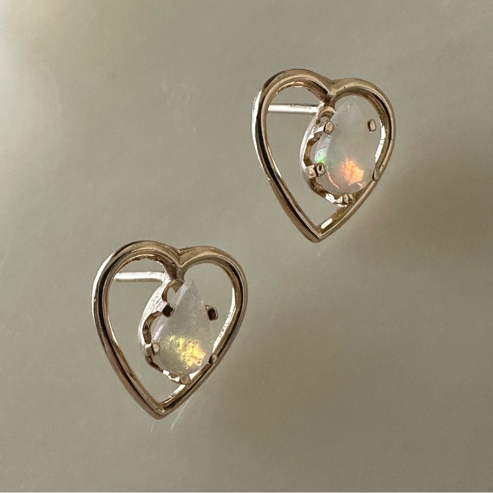 14k Gold Opal Heart Stud Earrings